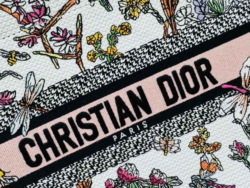 Dior Shopping Bags